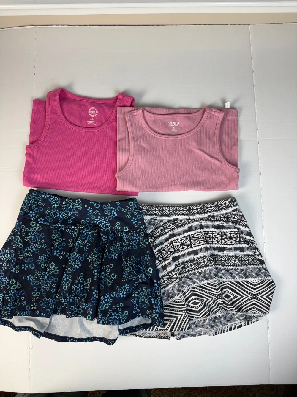 Girls size 8-10 lot summer 16 pieces, nike, cat and jack, limited too - Picture 8 of 9
